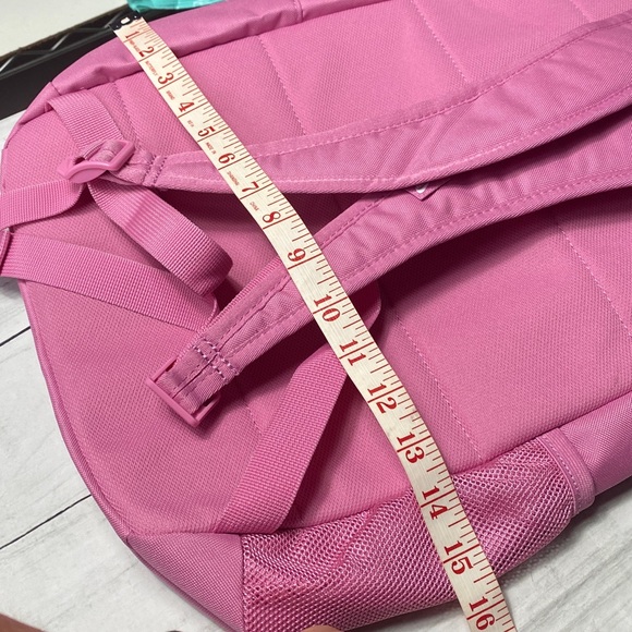 kiss’s Nike Element Pink Backpack w/ Matching Orange Pencil Case – NWT - Picture 9 of 15